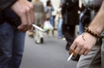 Vietnam law bans smoking in public